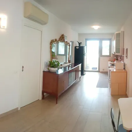 Bed & Breakfast Domus Petrae - Tipaldi 3*